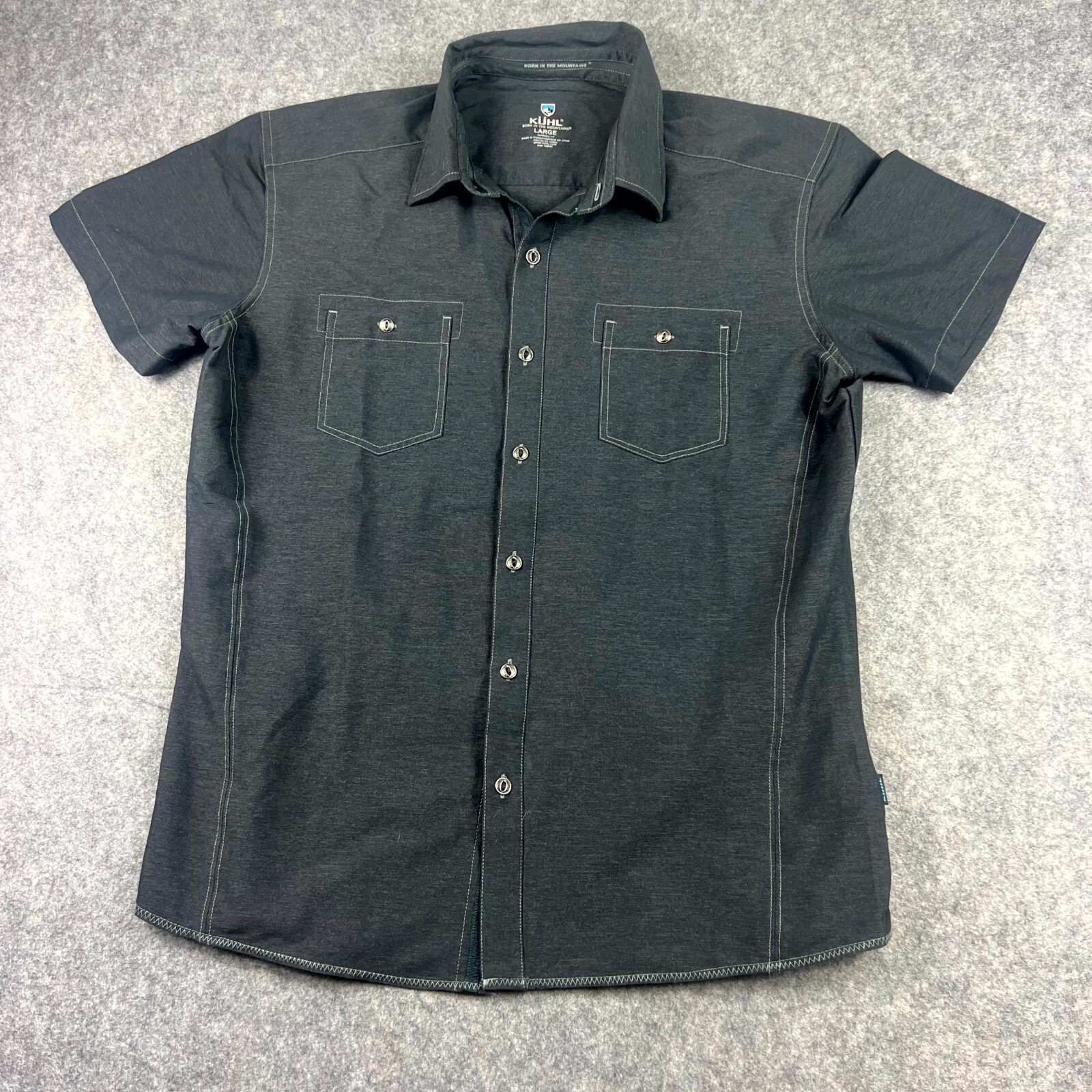 Kuhl Mens Short Sleeve Button Up Shirt Large Black Tapered Fit Workwear Pockets