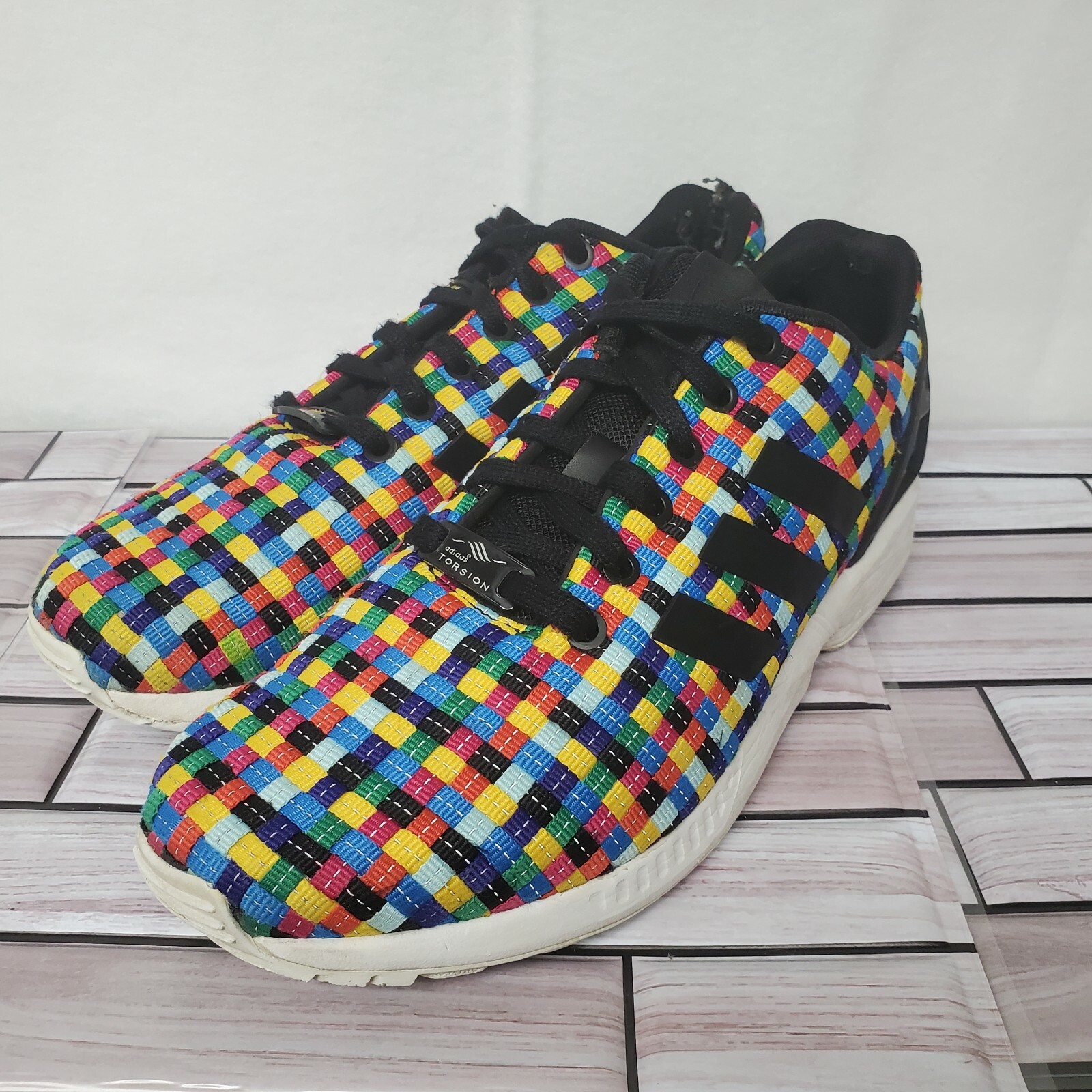 adidas torsion rainbow