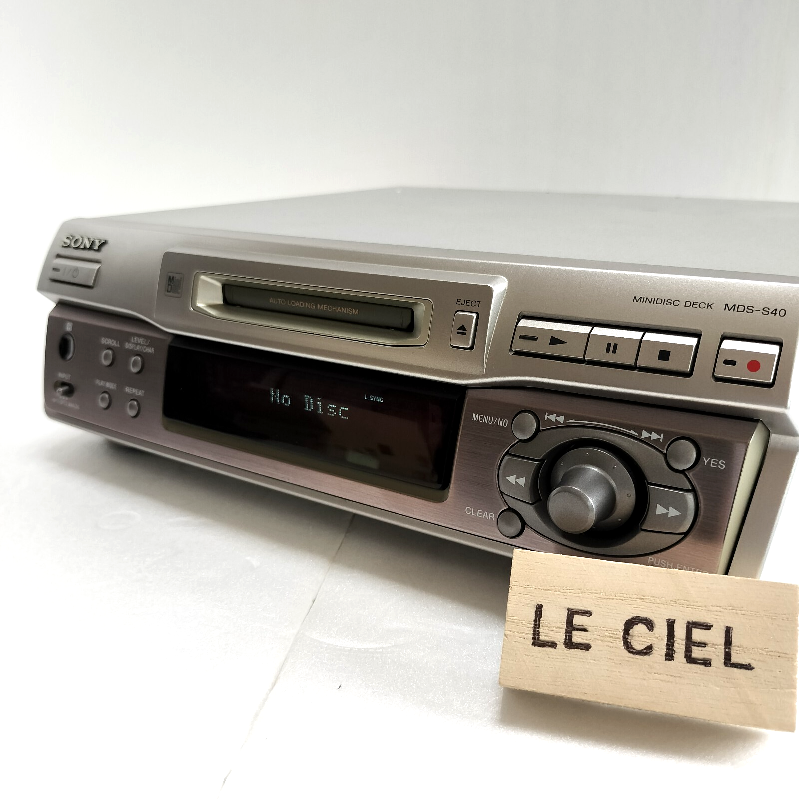 Sony MDS-S40 [MiniDisc Wiki]