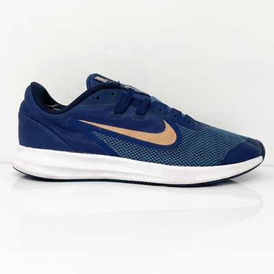 

Nike Boys Downshifter 9 AR4135-403 Синие кроссовки для бега Размер 6,5 Y, Синий, Downshifter 9