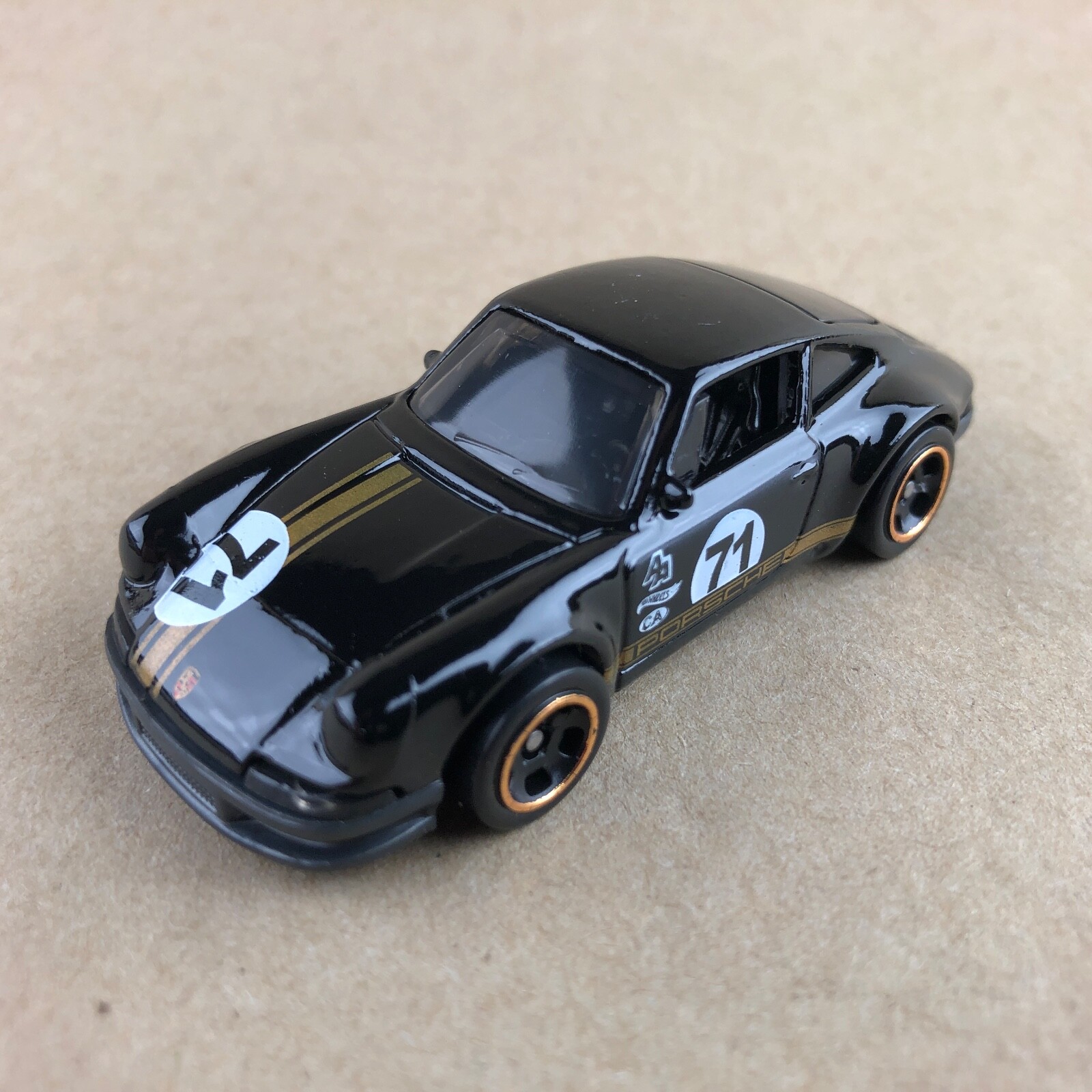 71 Porsche 911 Black Exclusive 1:64 Deicast Car Loose