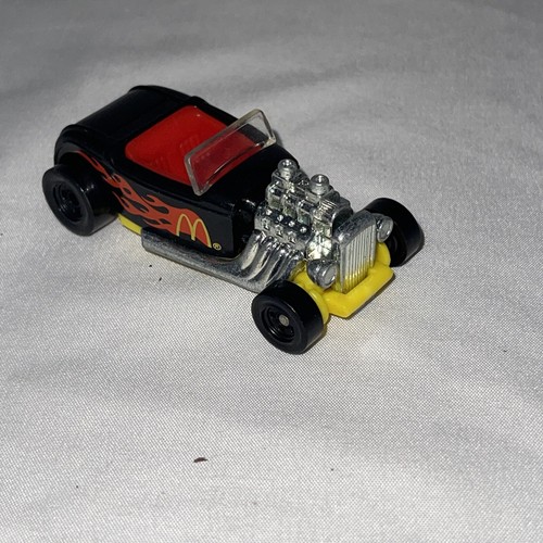 トンカ　 Hot Rod Roadster　レトロ　32FORD ミニカー Amazon.com: M2 1932 Ford Roadster Three Window Coupe Yellow