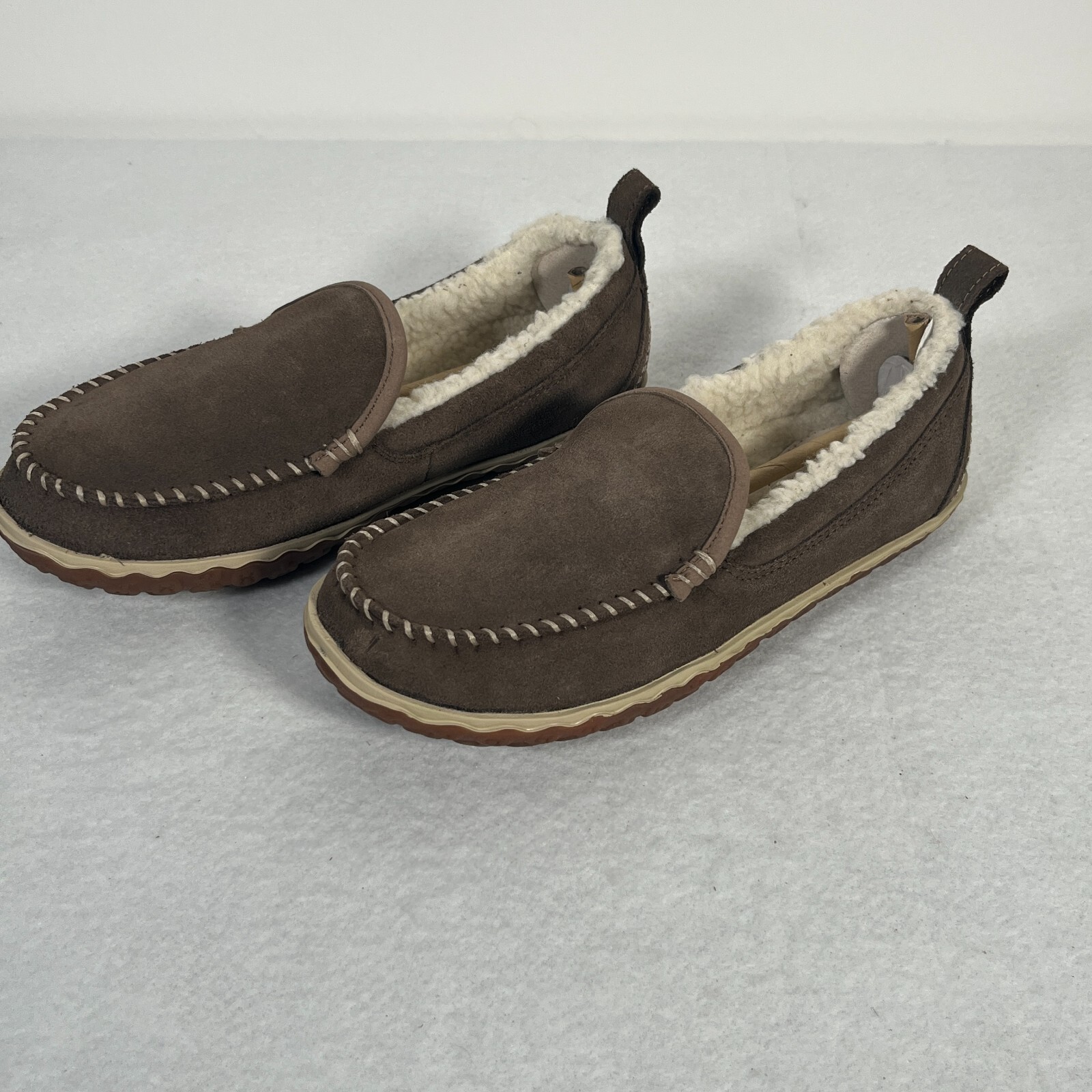 LL BEAN Women's Mountain Slippers 6M Dark Cement Suede