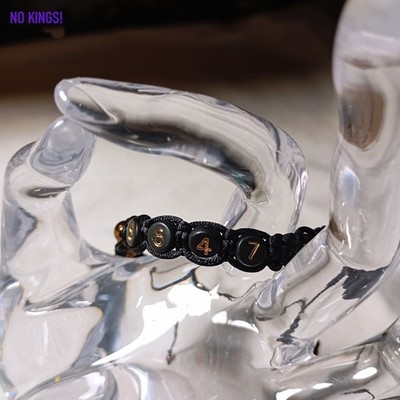 Bracelet anti-Trump "8647" en macramé, fait main