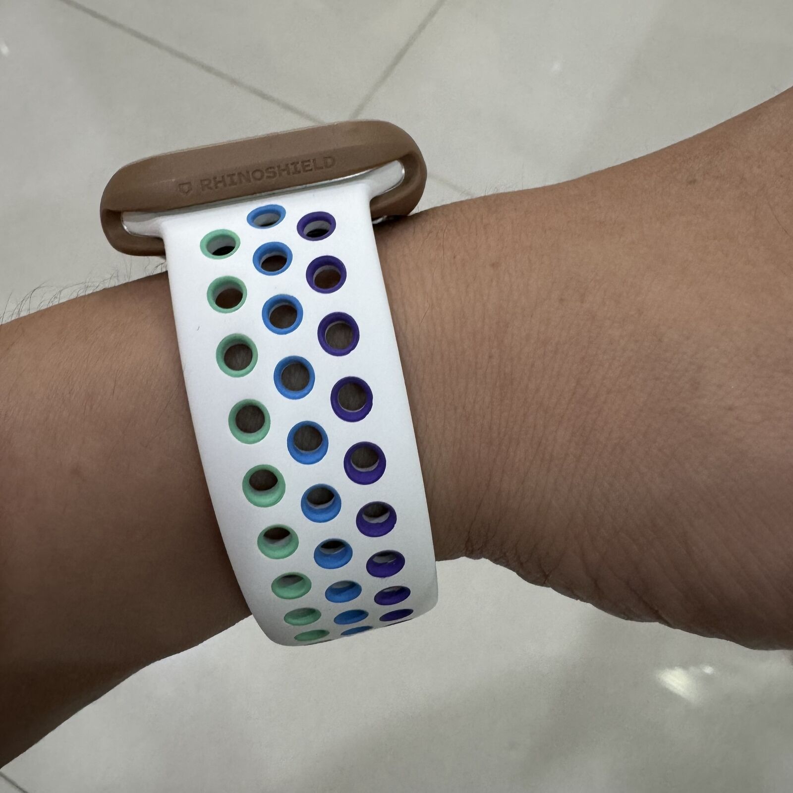 Genuine Apple Nike Sport Watch Band - Pride 2020 - 44mm/45mm Genuine Apple Nike Sport Watch Band - Pride 2020 - 44mm/45mm