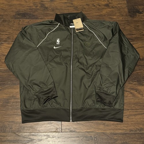 Boston Celtics Nike Travel Team Windbreaker Engineered