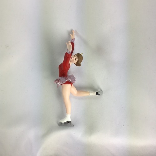 Hallmark elegance on Ice Ornament 1997 with box sculpted by Joyce Lyle