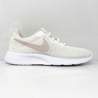 

Кроссовки Nike Womens Tanjun 812655-102 белые кроссовки размер 8.5, Белый, Tanjun