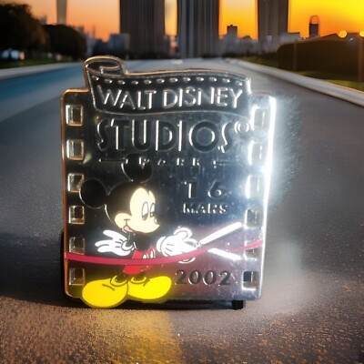 PARIS Disney Studios Opening 2002 Mickey Cutting Ribbon Disney Dlp LE Pin j35