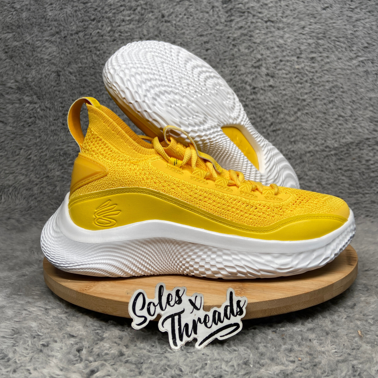 Under Armour Curry Flow 8 'Smooth Butter' SZ 5.5Y Basketball