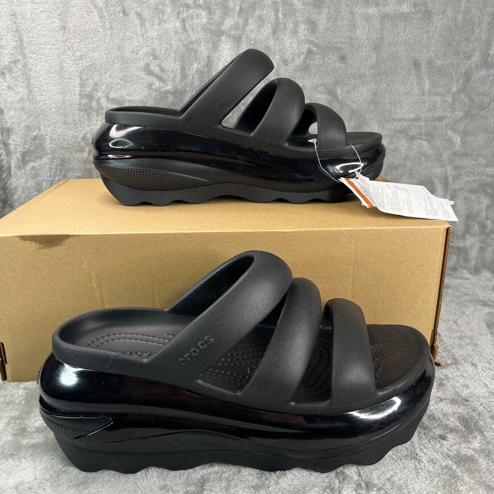 Crocs Mega Crush Triple Black Strap Sandals Womens Size 7 Crocs Mega Crush Triple Black Strap Sandals Womens Size 7