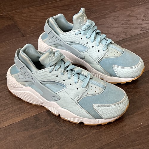 nike air huarache baby blue
