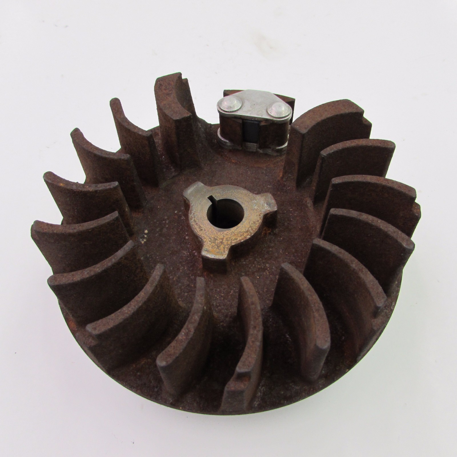 Tecumseh Flywheel 611090 Part HM80 HM100