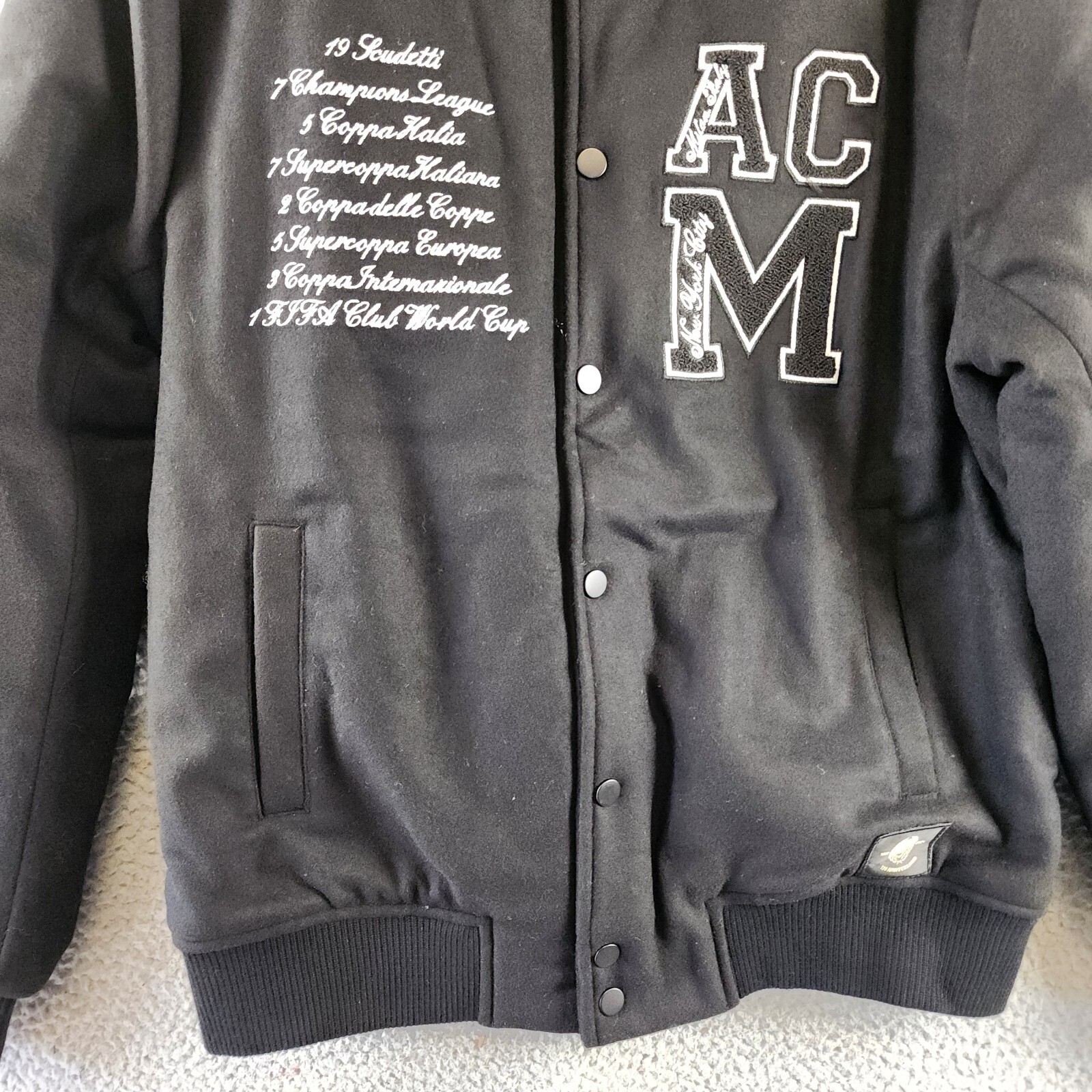 AC Milan Coach Jacket Men's M Black Full Front Button Closure With Side Pockets - Picture 8 of 14