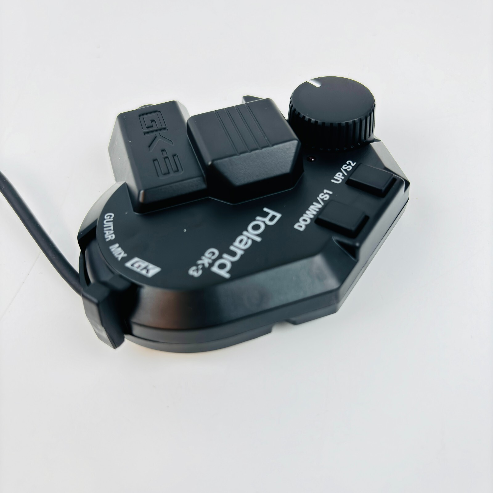 Roland GK-3 Divided Pickup for Guitar Synthesizer GR-33 GR Roland GK-3 Divided Pickup for Guitar Synthesizer GR-33 GR