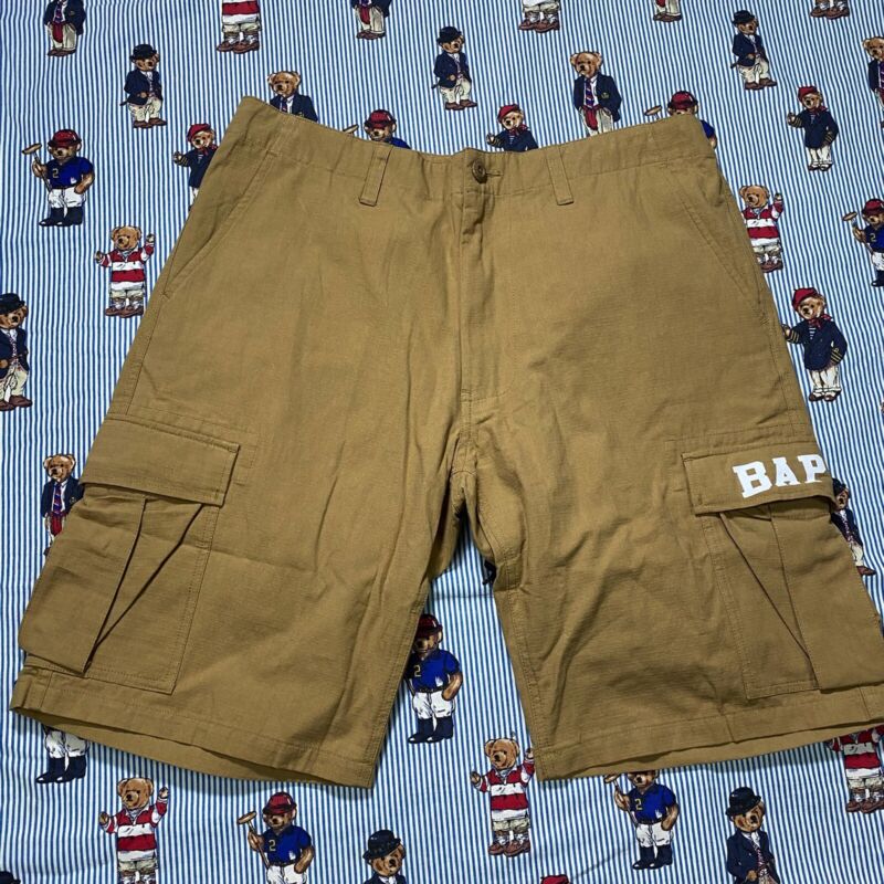 NEW w/o Tags A Bathing Ape BAPE Khaki Cargo Shorts Zipper NEW w/o Tags A Bathing Ape BAPE Khaki Cargo Shorts Zipper