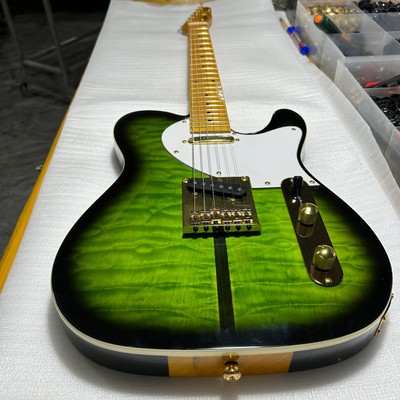 Factory Customized New Electric Guitar SUPER RARE,Green Color Right High Quality