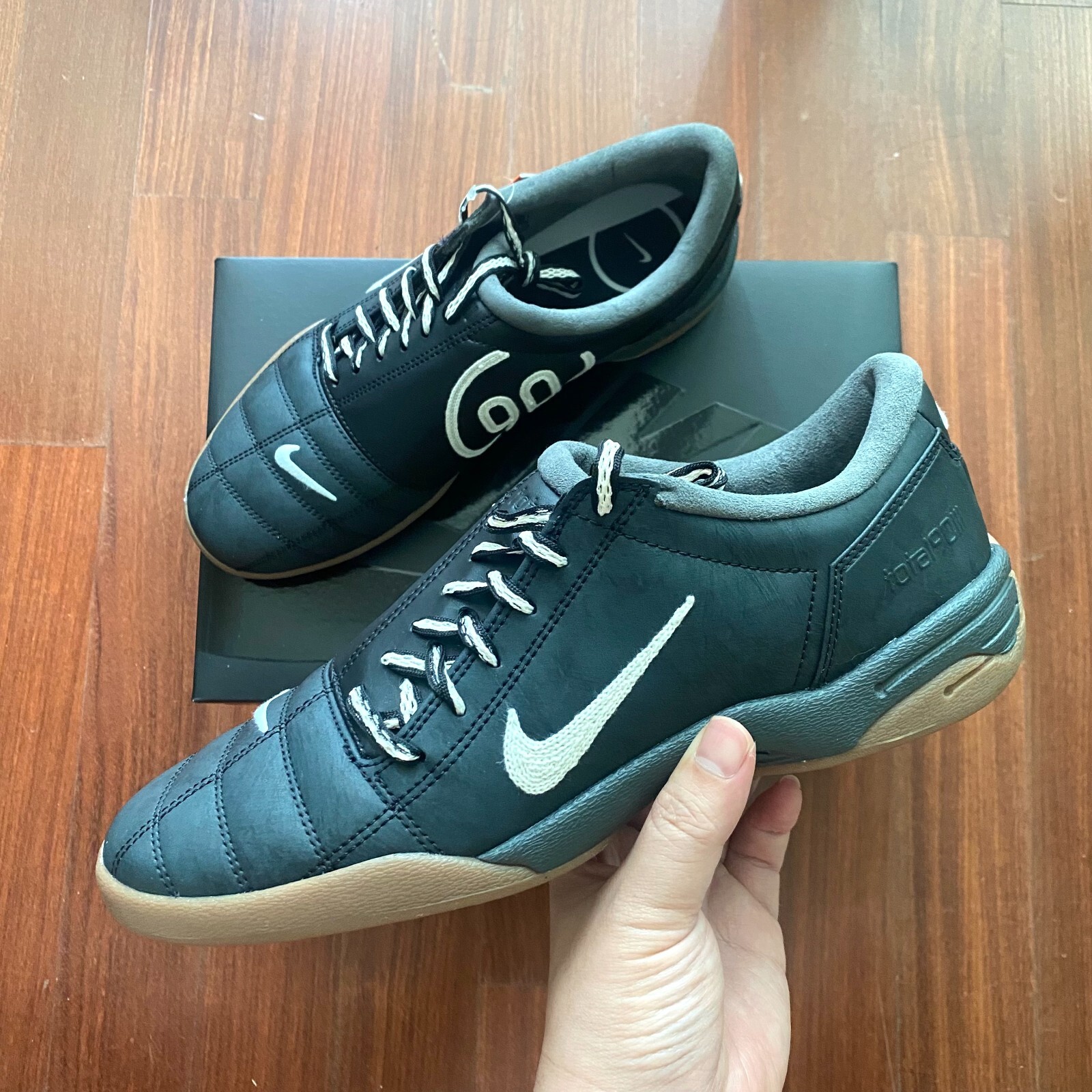 シューズ Nike Total 90 3 SP \"White/Black/Gum 28.5 Nike Total 90 3 SP - White / Black / Gum – Kith