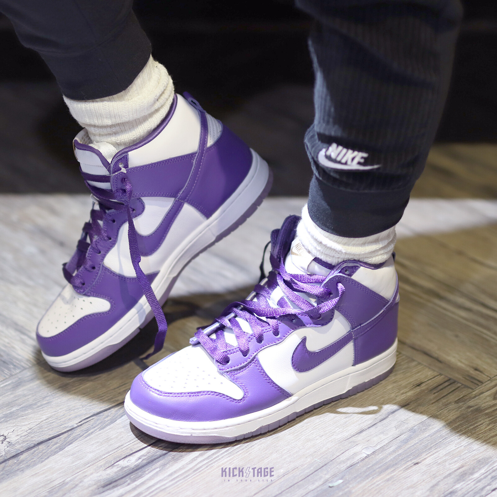 nike dunk high purple white