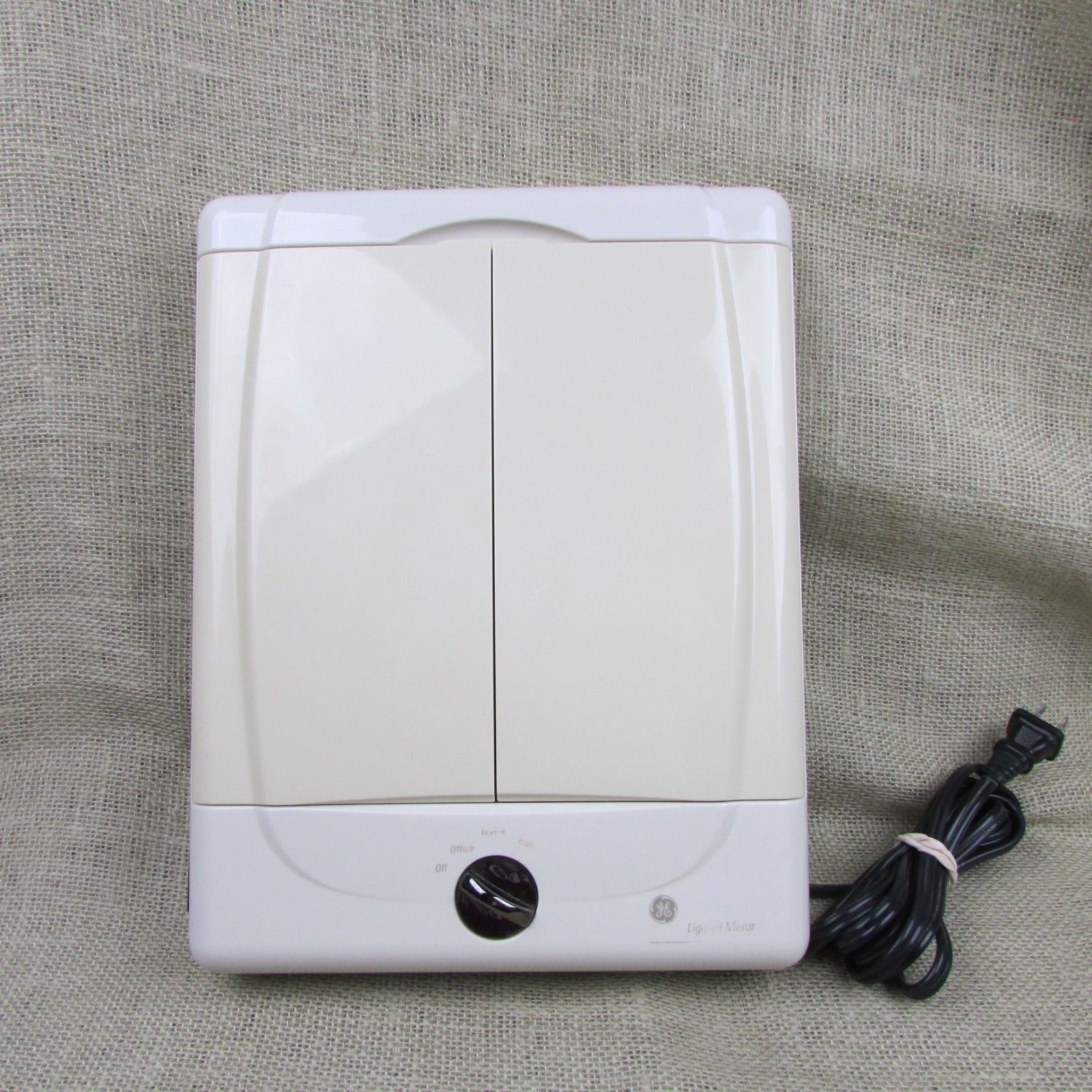 Ge Tri Folded Lighted Magnifying Makeup Mirror Home Office Day