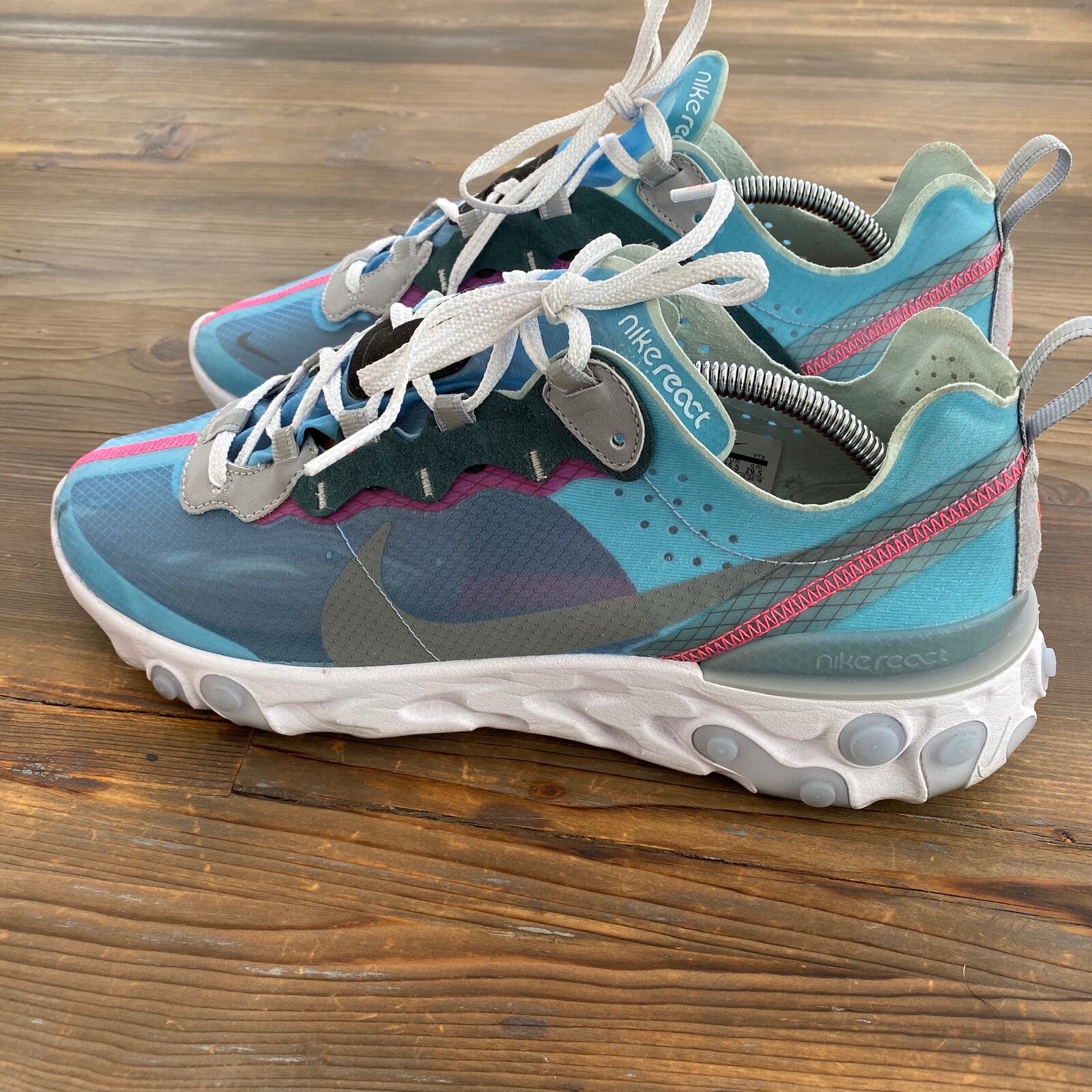 nike react element 87 royal tint