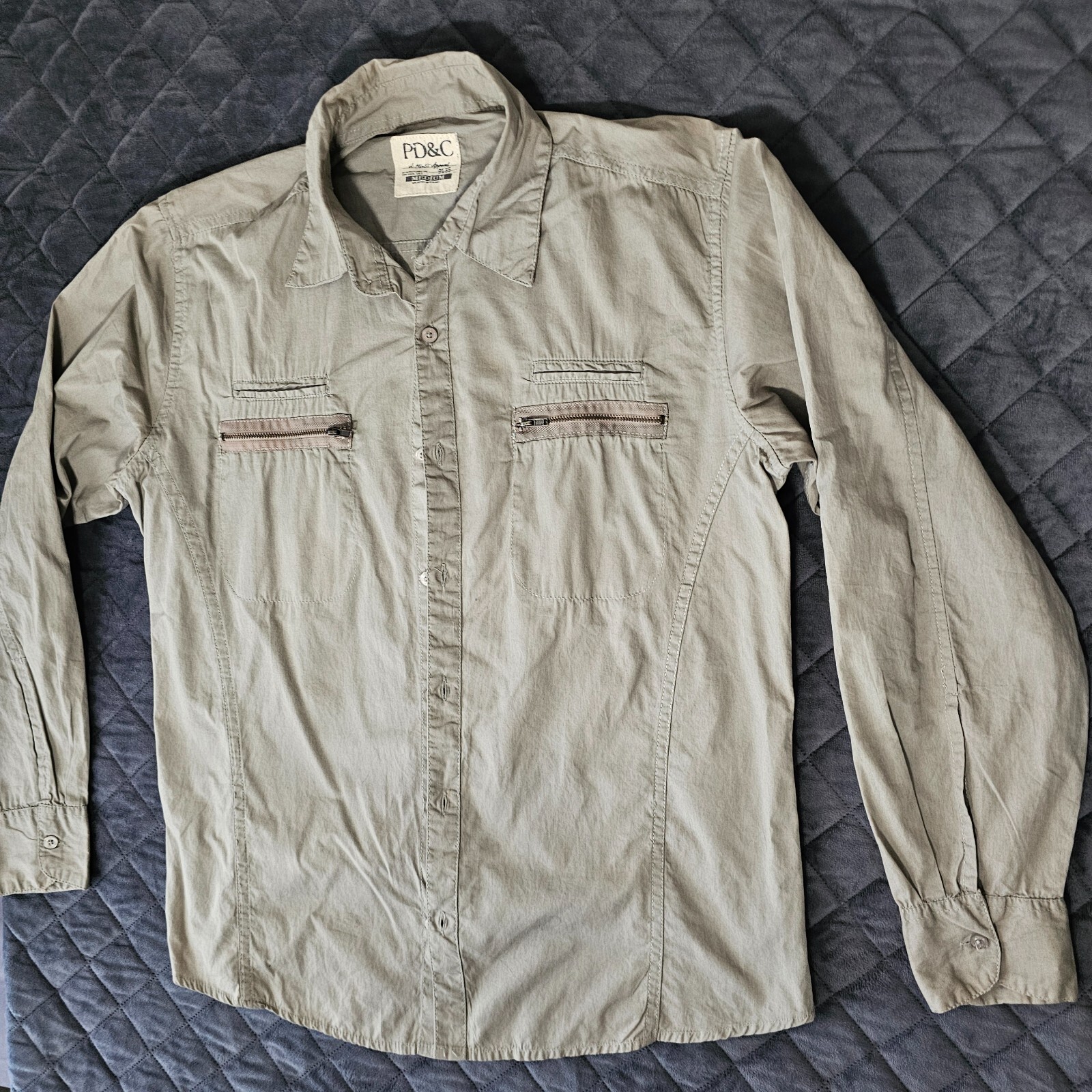 PD&C Button Up Shirt Size M 9135 Zipper Pockets Casual Light