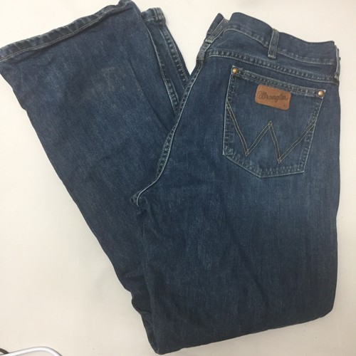 Купить wrangler retro slim straight 