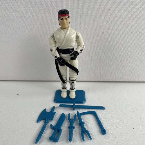🔥GI Joe Ryu 1991 Street Fighter 2 Figure NEAR Complete