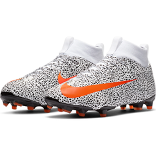 cr7 indoor soccer shoes junior