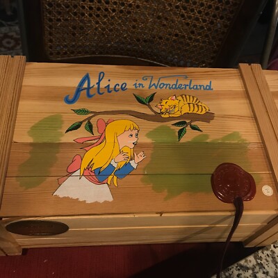 Kurt Adler Alice in Wonderland Polonaise (5) Collection Limited Ed. Komozia