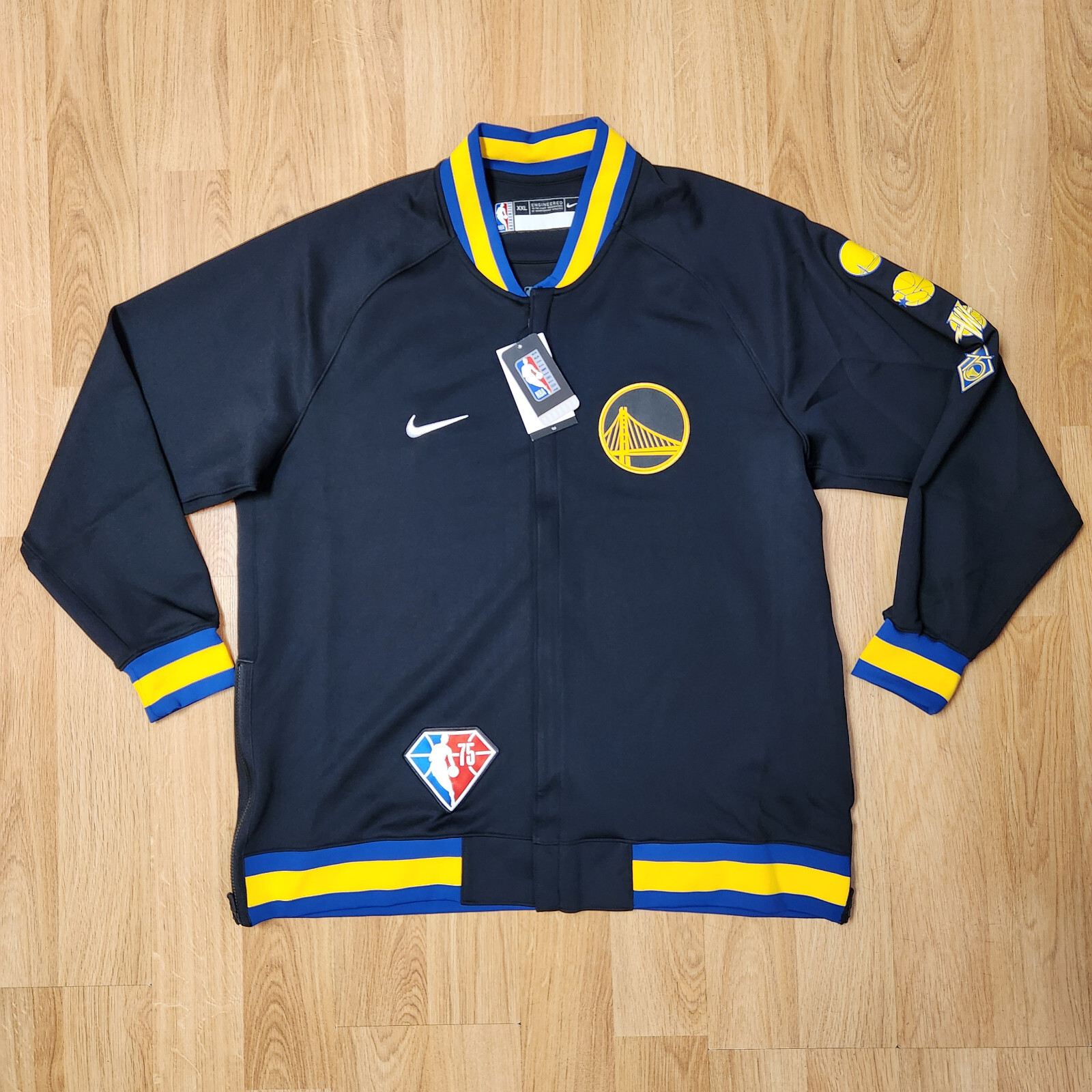Nike NBA ウォーリアーズ　ナイロンジャケット Golden State Warriors Club Courtside Men's Nike NBA Anorak