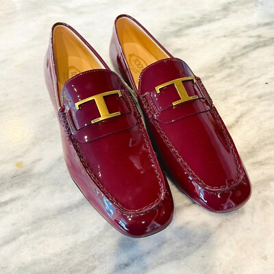 Tod's XW20C0CX50OW0R821 Maroon Patent Leather loafer shoe with T brass, size 40