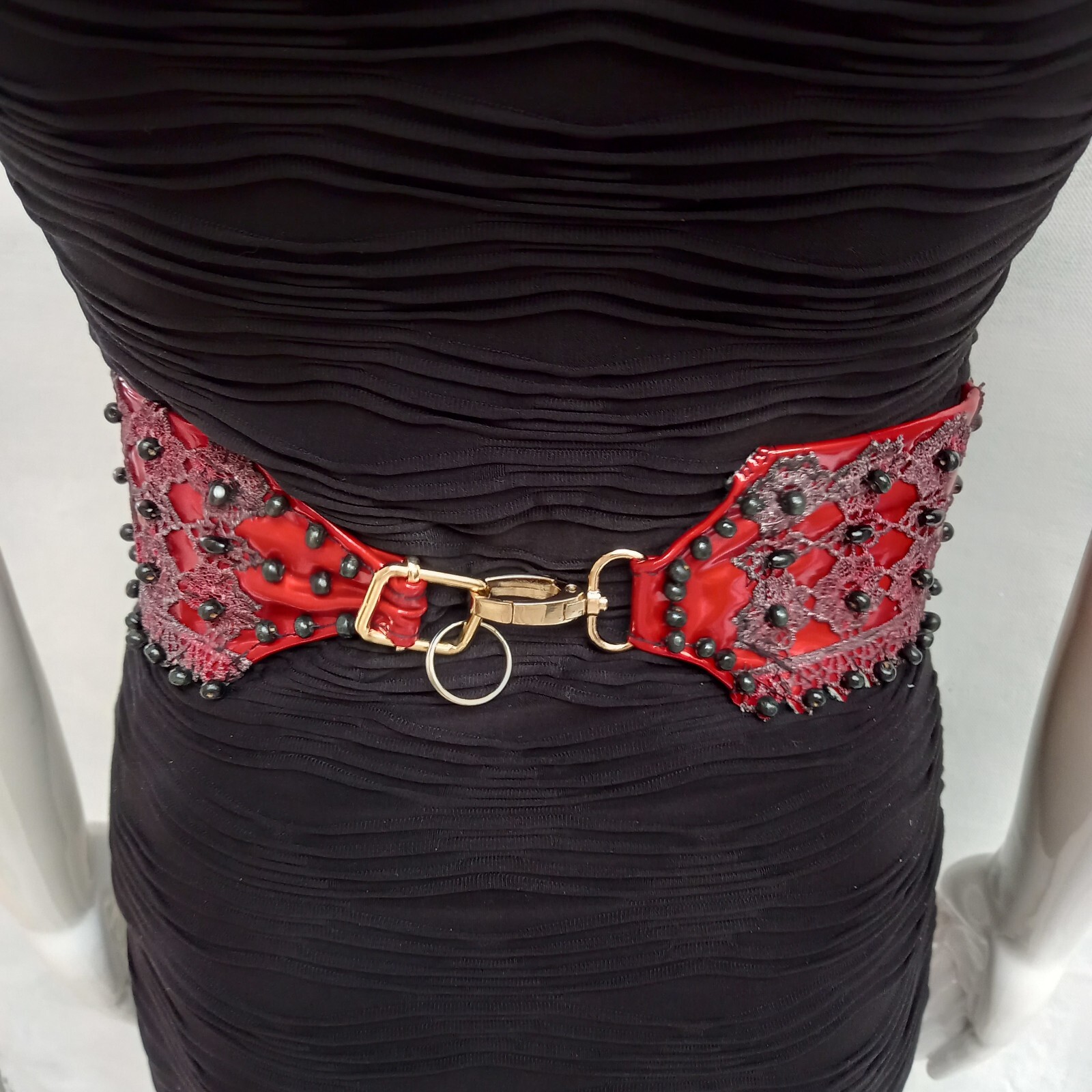 Pre-owned Amira Di Transilvania Women Accessories Belt Italian Luxury Bead Macrame Original Fashion Embroidered In Red