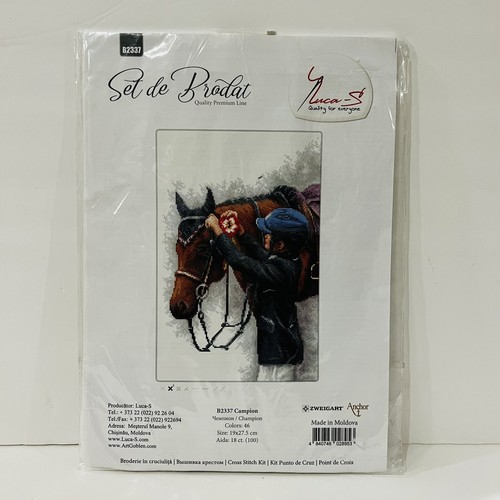 スカート Luca stitch tops Cross Stitch Kit Luca-S - Little girl with a puppy and a