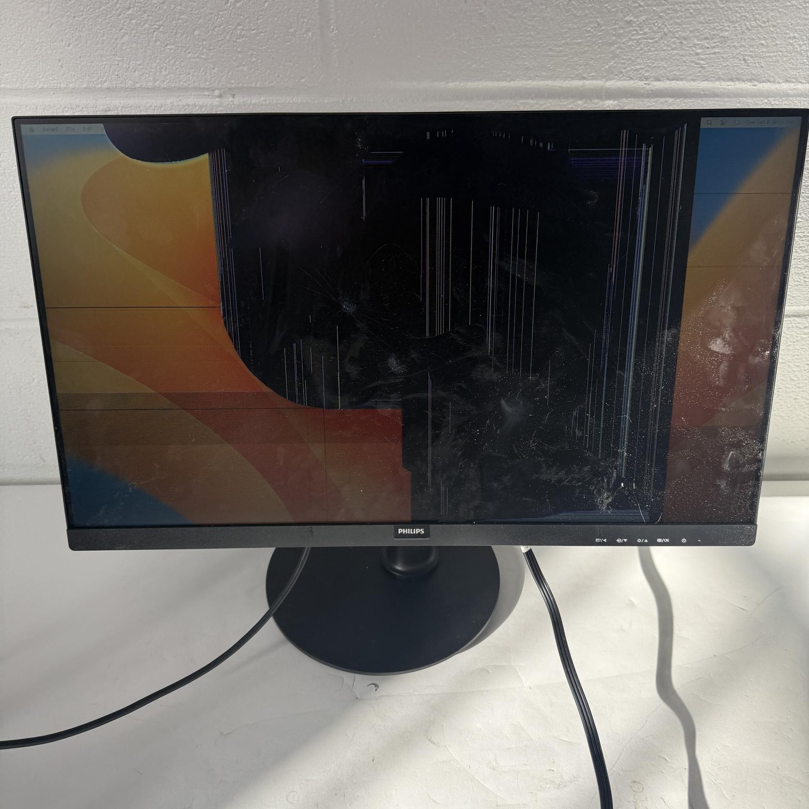 Philips New 24 inch Frameless Full HD (1920 x 1080) 100Hz Monitor, (READ)