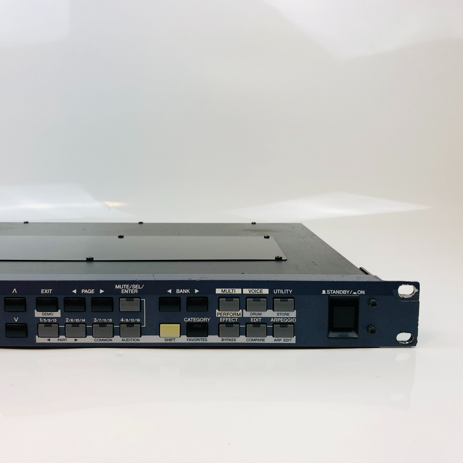YAMAHA MOTIF-RACK ES Synthesizer Effector Tone Generator YAMAHA MOTIF-RACK ES Synthesizer Effector Tone Generator