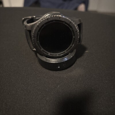 Samsung Gear S3 Frontier 46mm Smart Watch Black Silicone Band WiFi Bluetooth