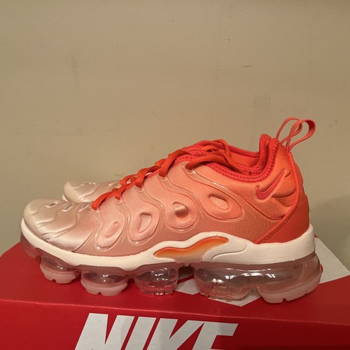 nike vapormax peach