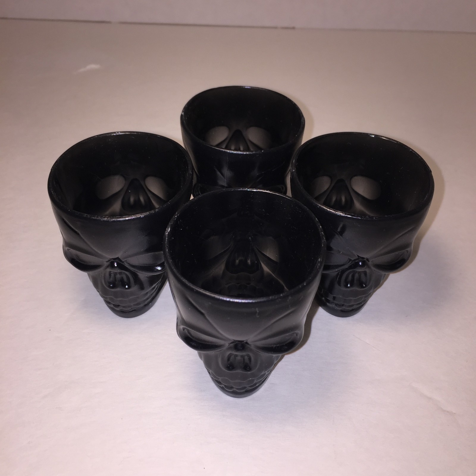 Skull Shot Glasses Smoke Color Plastic Novelty Set of 4 R1