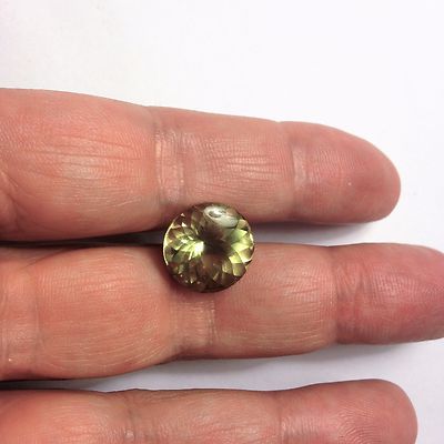 Excellent 11CT Untreated Mexican Canary Yellow Apatite 14 mm Rd Buff Top