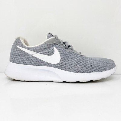 Nike Women Tanjun 812655-010 Серые кроссовки для бега Размер 6,5, Серый, Tanjun