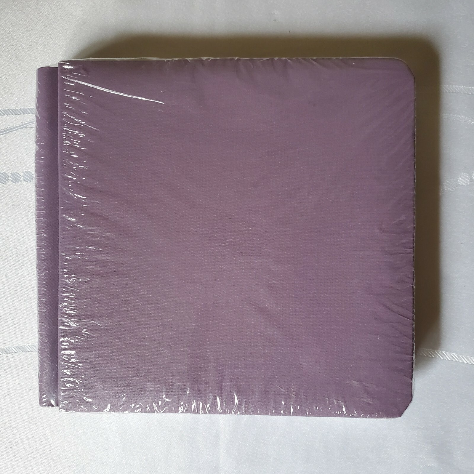 Creative Memories 7x7 Lilac Star Scrapbook Album Strap Hinge 12 pages Sealed NEW