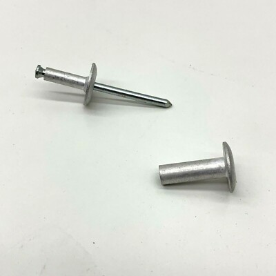 (100-Pack) 2-Piece cherry Mate Rivet, 0.25'' 1/4'' Body, 7/8 to 1-1/8 Grip Range