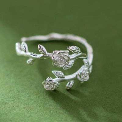 Adjustable sterling silver 925 'Roses and Vine' ring w/ flower box. Great Gift!