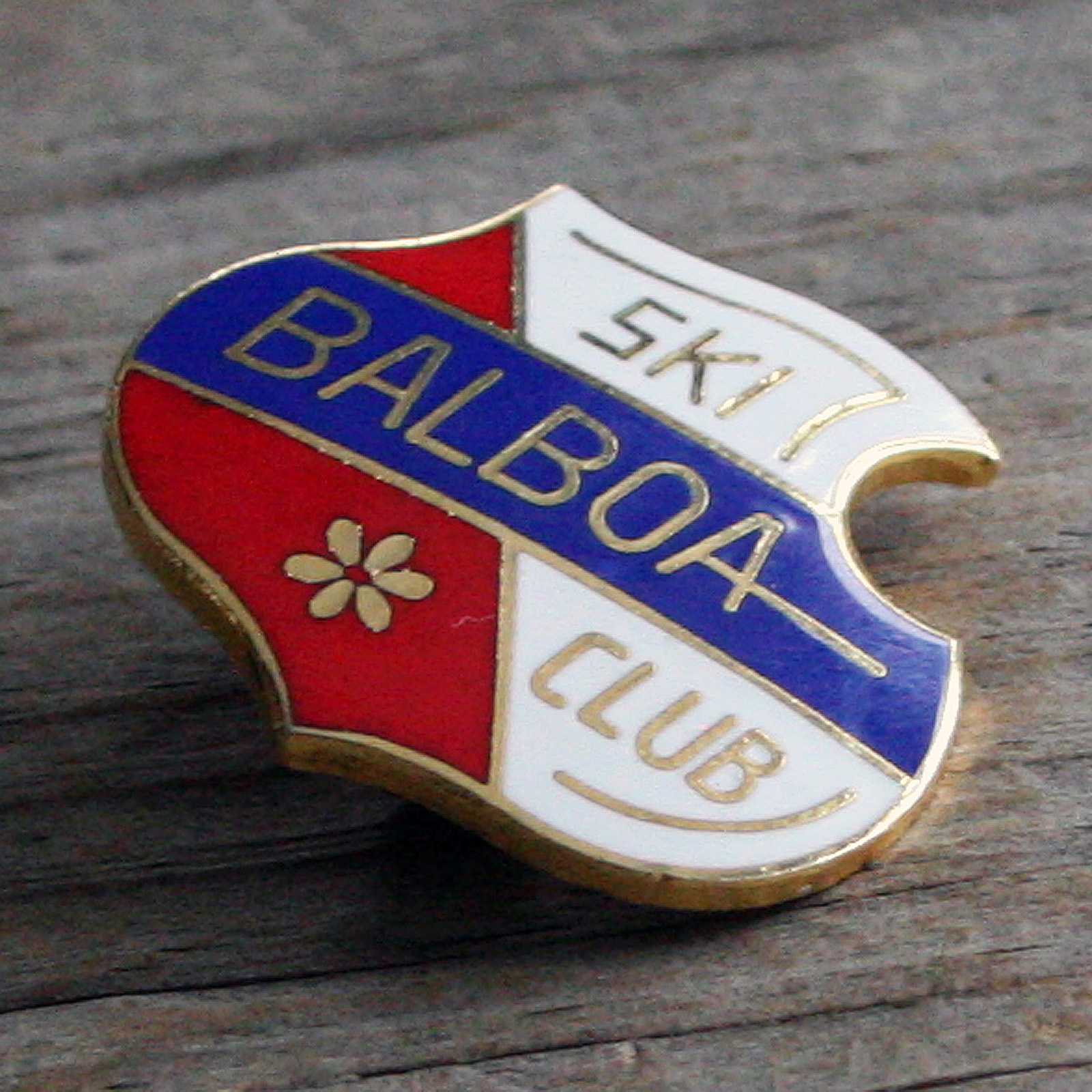 BALBOA SKI & SPORTS CLUB Vintage Pin CALIFORNIA Skiing Travel FREE SHIPPING