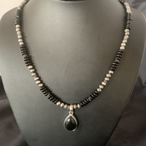 Pre-owned Handmade Mens Black Onyx Pendant Navajo Pearls Sterling Silver Necklace 11906