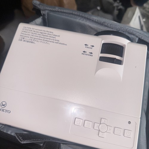 🔥 Vankyo Leisure 3 Portable LED Projector Model Q5のeBay公認海外通販｜セカイモン