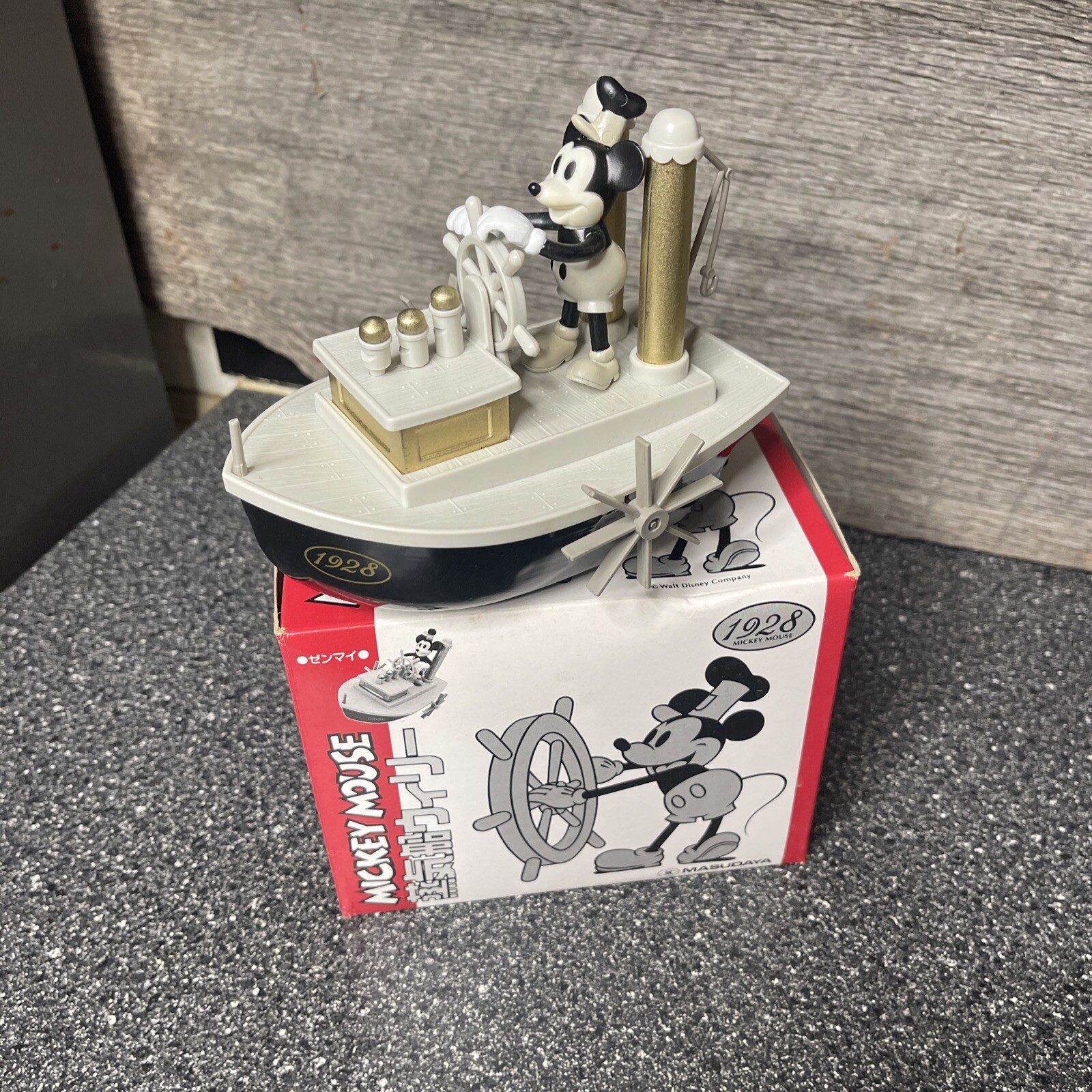 Tokyo Disney Mickey Mouse Steamboat Willie Wind Up Boat NIB
