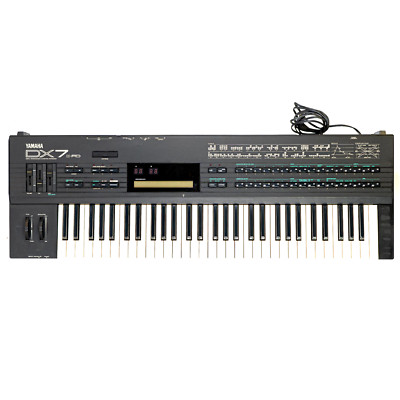 Yamaha DX7 II FD - Retro Synth Magic with Iconic Sounds