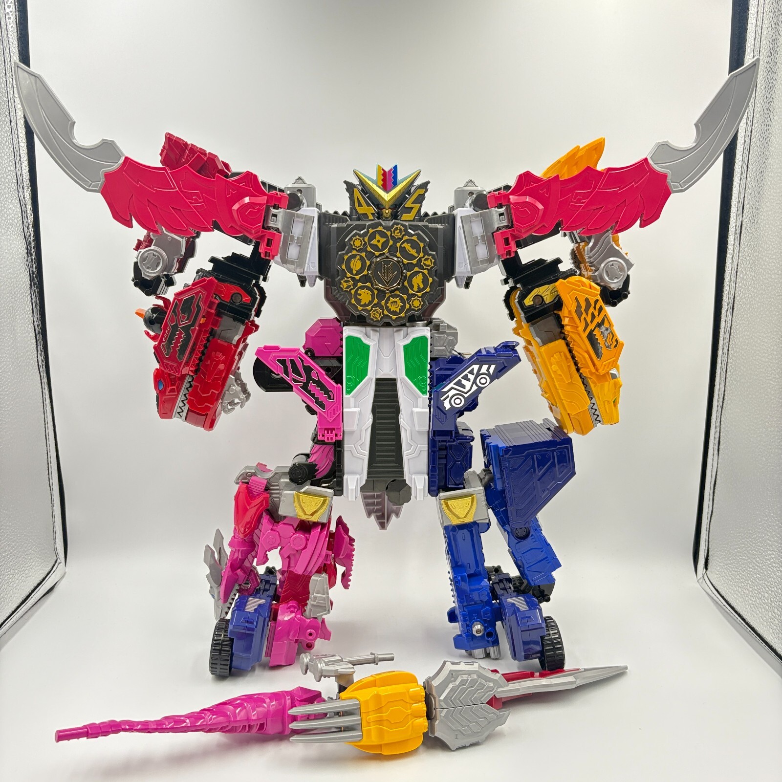 Power Rangers Zenkaiger DX Zenryoku Zenkai-Oh Megazord